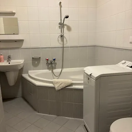 Rt Vendeghaz Guest house
