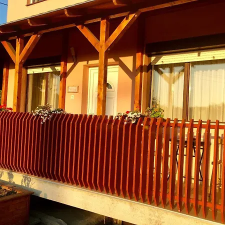 Rthome Vendeghaz 3* Szombathely