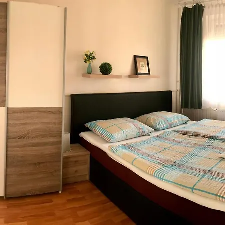 Rt Vendeghaz Guest house